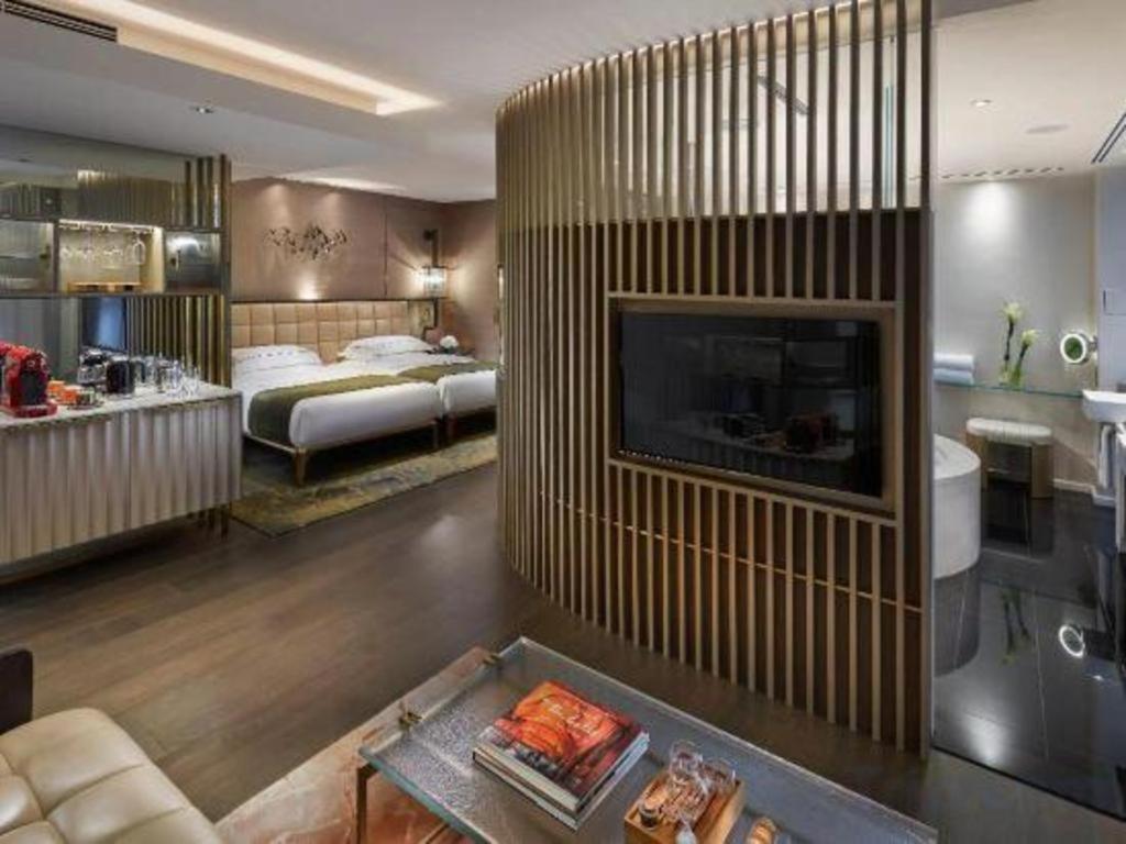 The Landmark Mandarin Oriental 5* Hong Kong