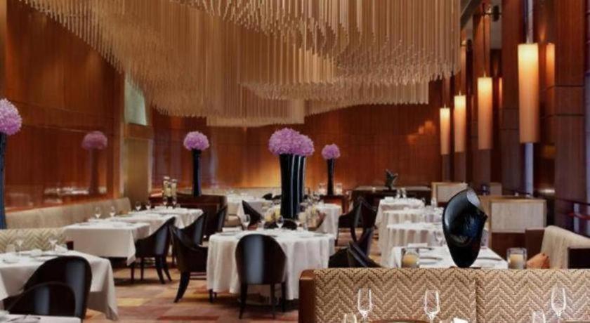 The Landmark Mandarin Oriental Hong Kong
